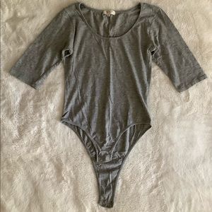 scoop neck grey bodysuit